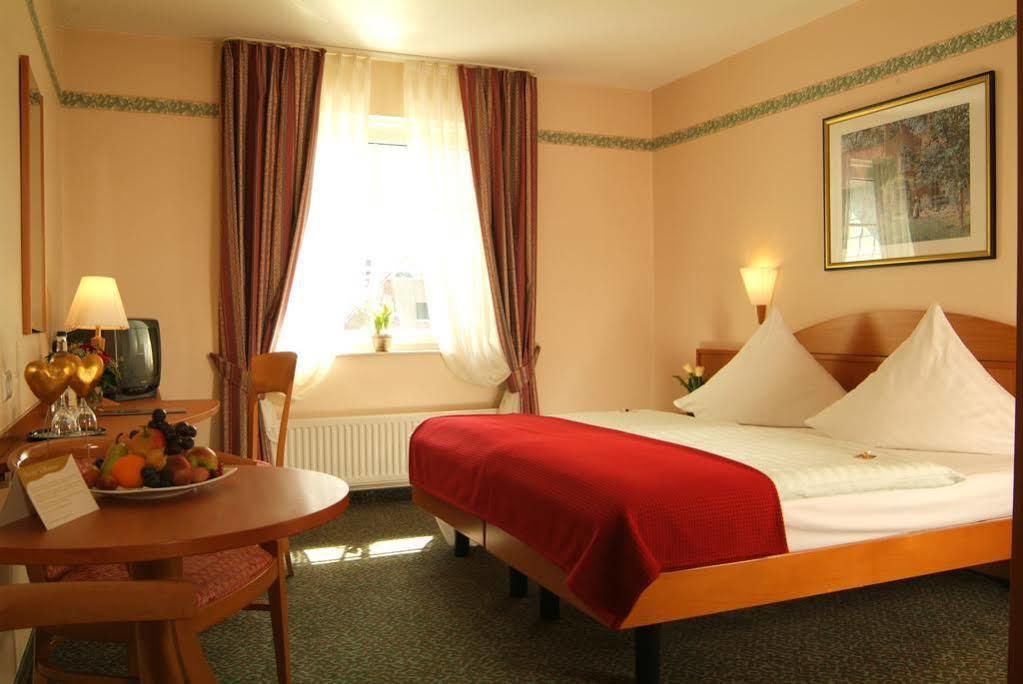 Nordwest-Hotel Amsterdam Bad Zwischenahn Bagian luar foto